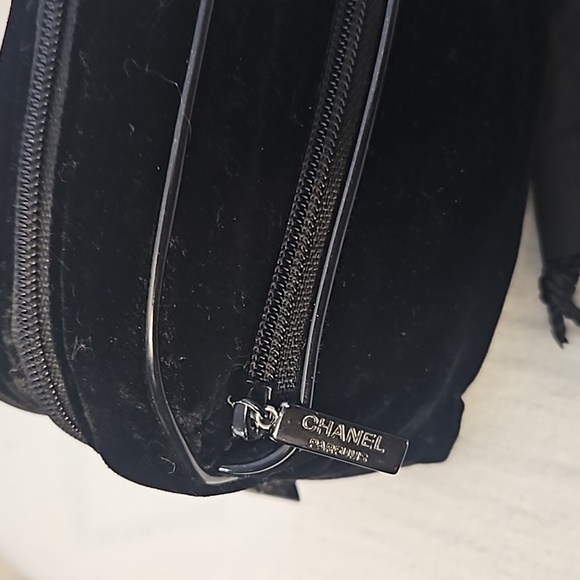 Source Unknown Handbags - Chanel  Velvet bag/bags